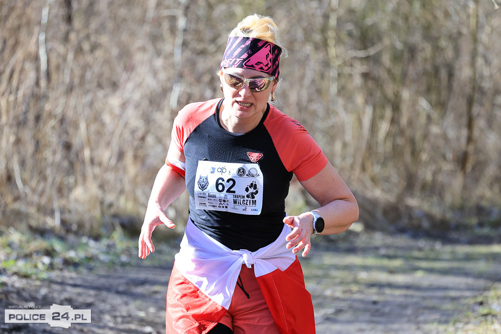 Tropem Wilczym w Policach