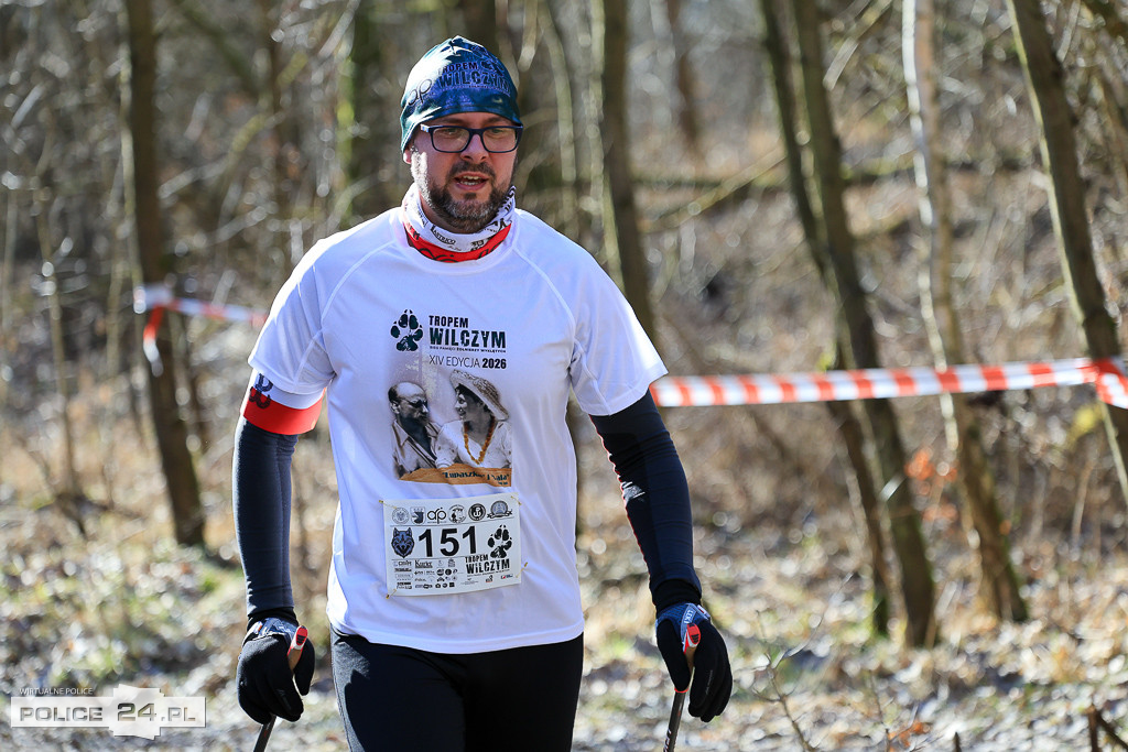 Tropem Wilczym w Policach