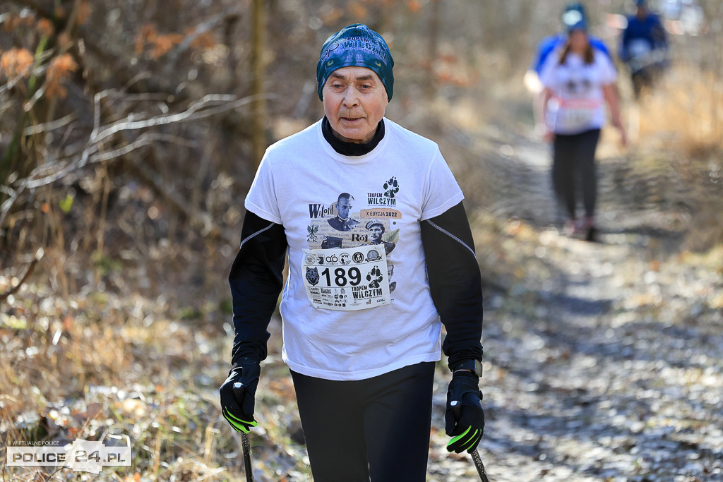 Tropem Wilczym w Policach