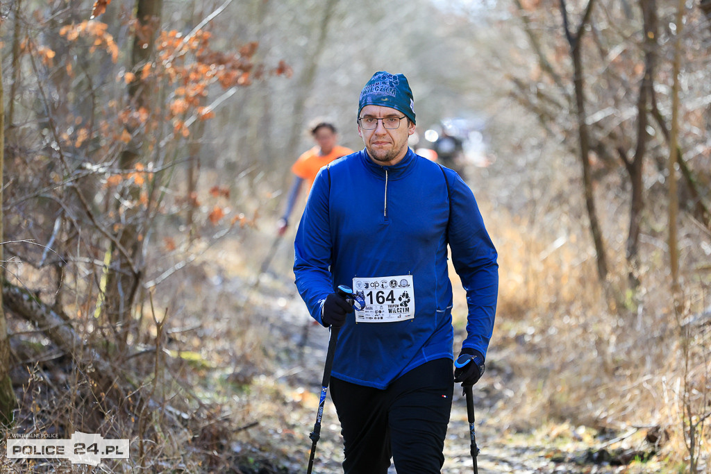 Tropem Wilczym w Policach