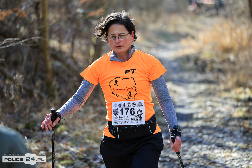 Tropem Wilczym w Policach