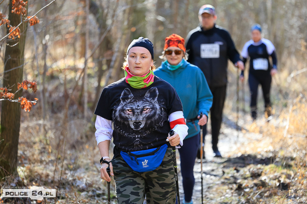 Tropem Wilczym w Policach