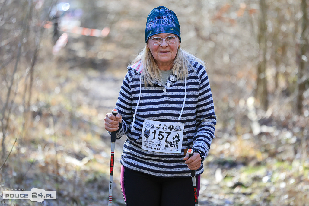 Tropem Wilczym w Policach