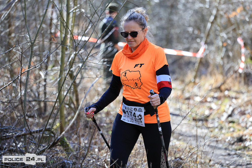 Tropem Wilczym w Policach