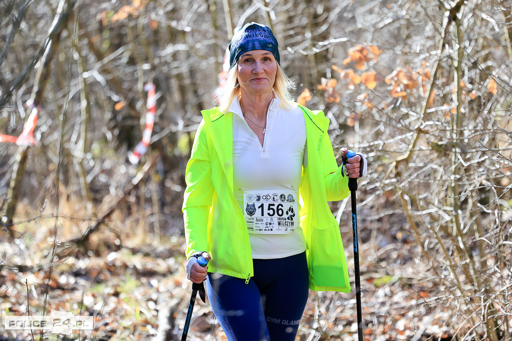 Tropem Wilczym w Policach