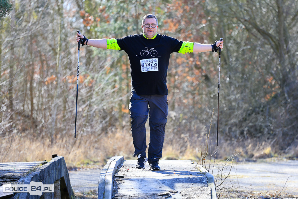 Tropem Wilczym w Policach