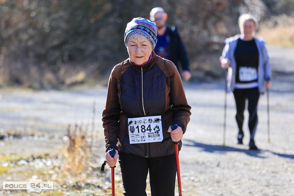 Tropem Wilczym w Policach