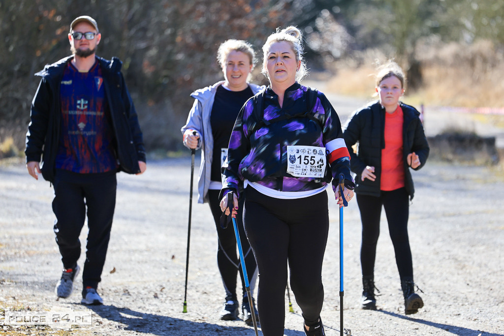 Tropem Wilczym w Policach