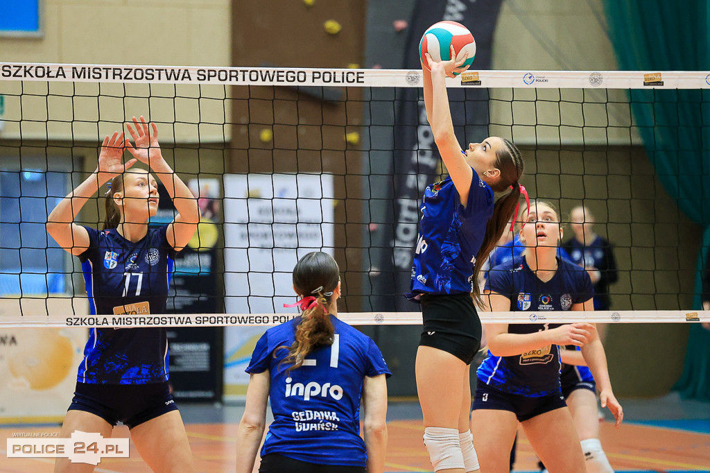 Półfinały Mistrzostw Polski Juniorek W Policach