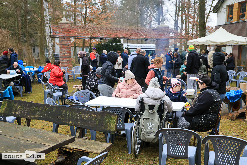 Podopieczni PSONI Police pożegnali zimę przy ognisku