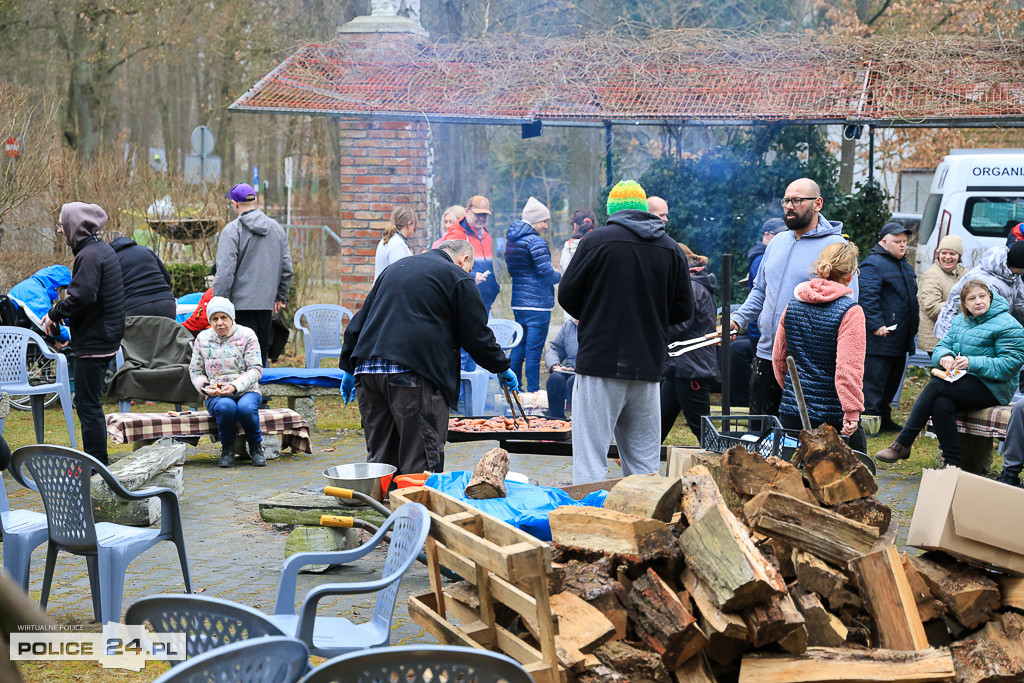 Podopieczni PSONI Police pożegnali zimę przy ognisku