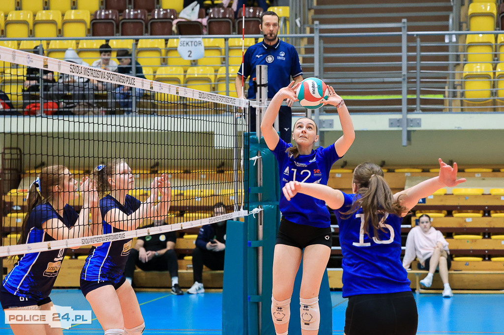 Półfinał Mistrzostw Polski Juniorek Młodszych w siatkówce