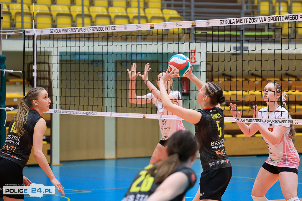 Półfinał Mistrzostw Polski Juniorek Młodszych w siatkówce