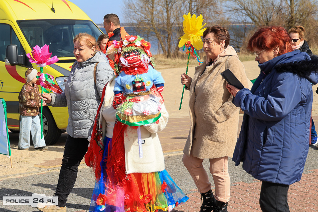 Topienie Marzanny i Powitanie Wiosny w Trzebieży
