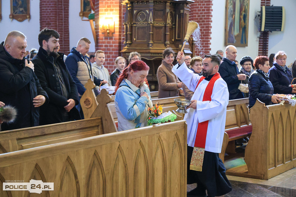 Święcenie pokarmów w Policach, Niekłończycy, Tatyni