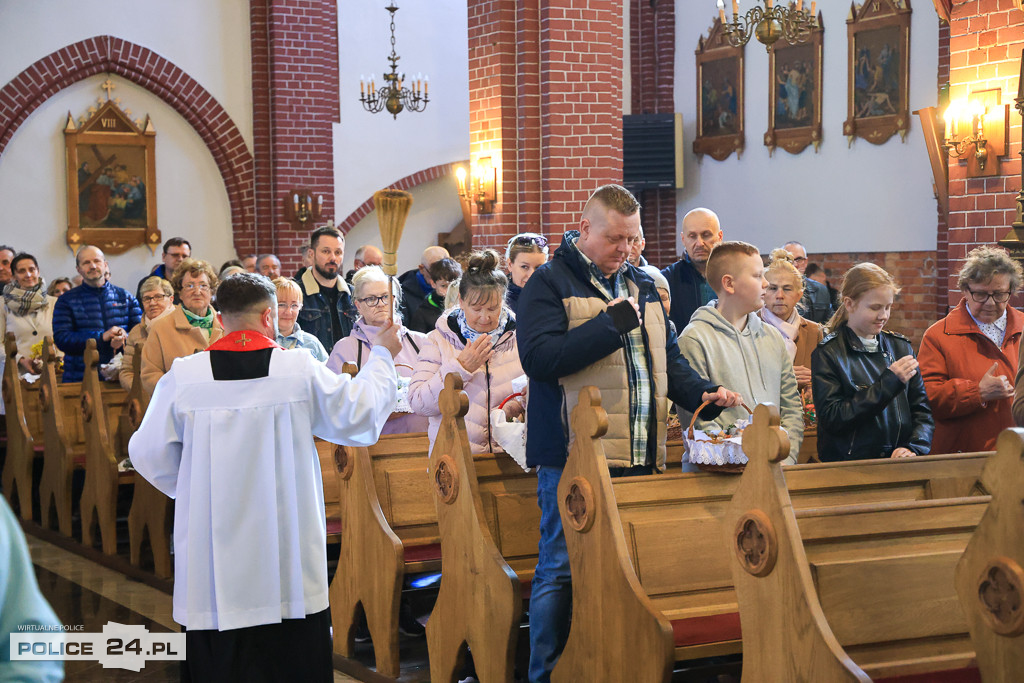 Święcenie pokarmów w Policach, Niekłończycy, Tatyni