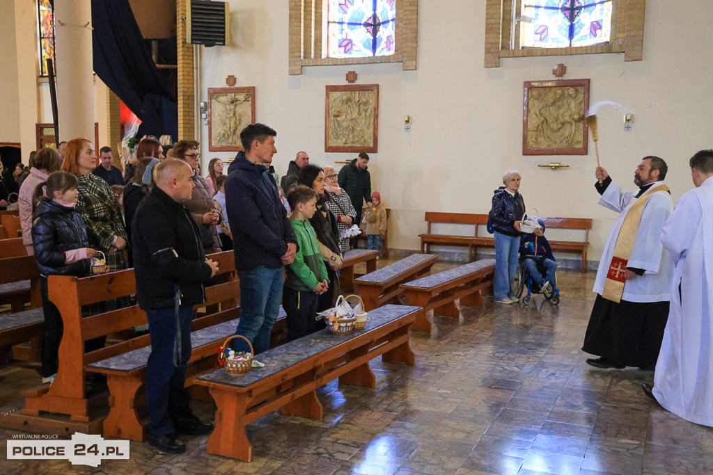 Święcenie pokarmów w Policach, Niekłończycy, Tatyni