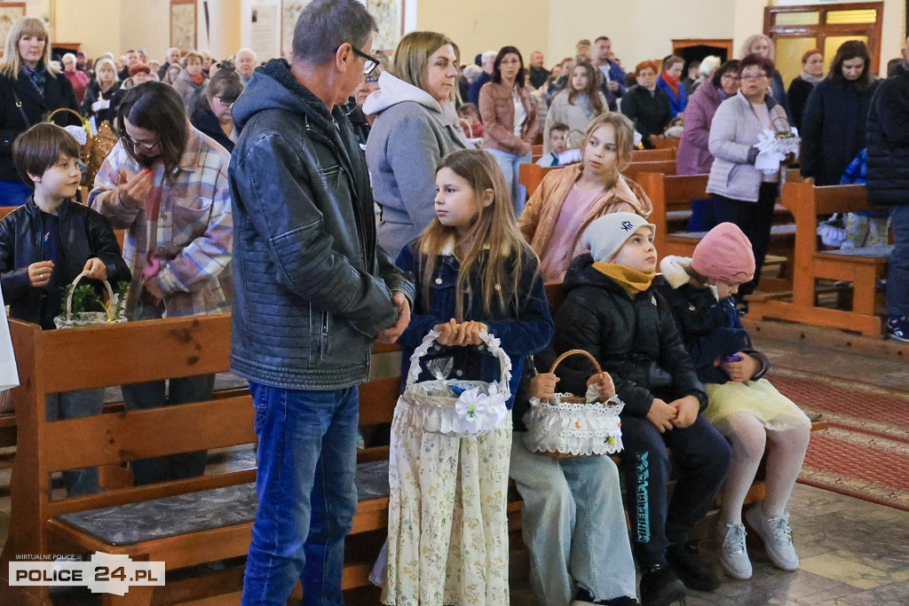 Święcenie pokarmów w Policach, Niekłończycy, Tatyni