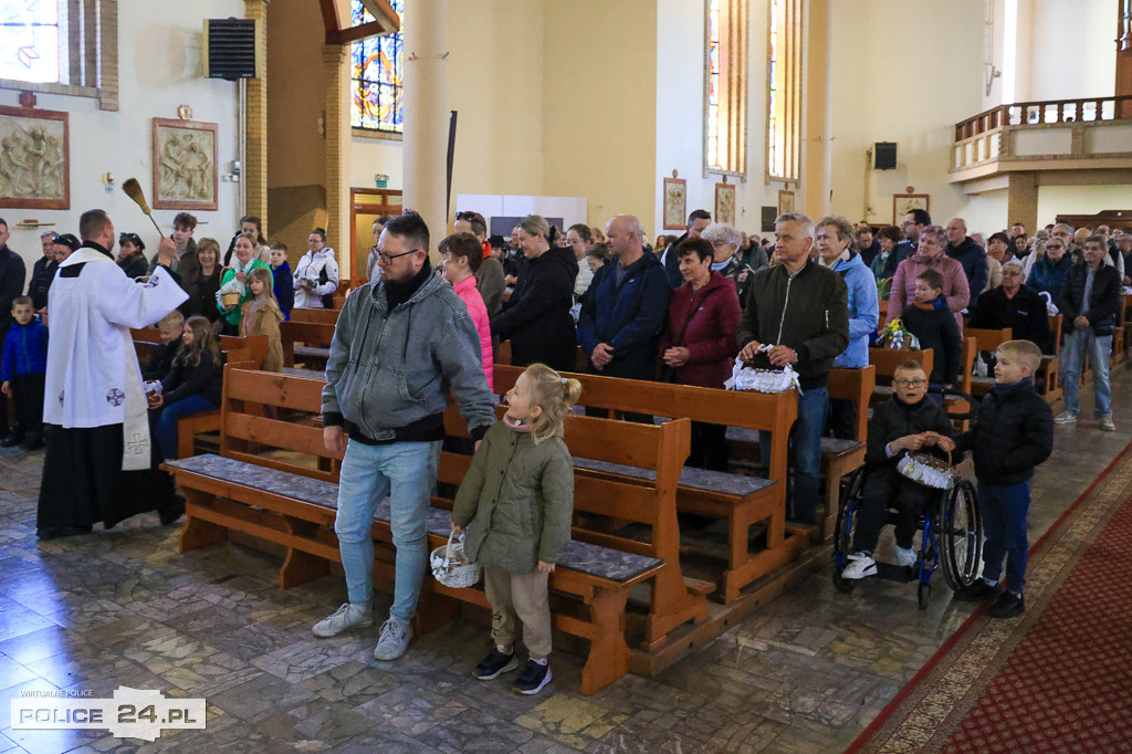 Święcenie pokarmów w Policach, Niekłończycy, Tatyni