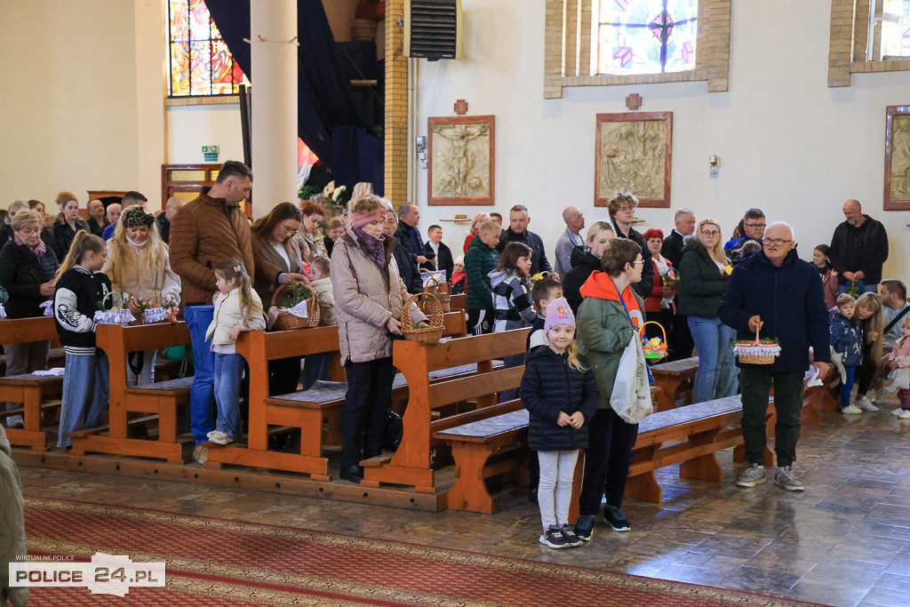 Święcenie pokarmów w Policach, Niekłończycy, Tatyni