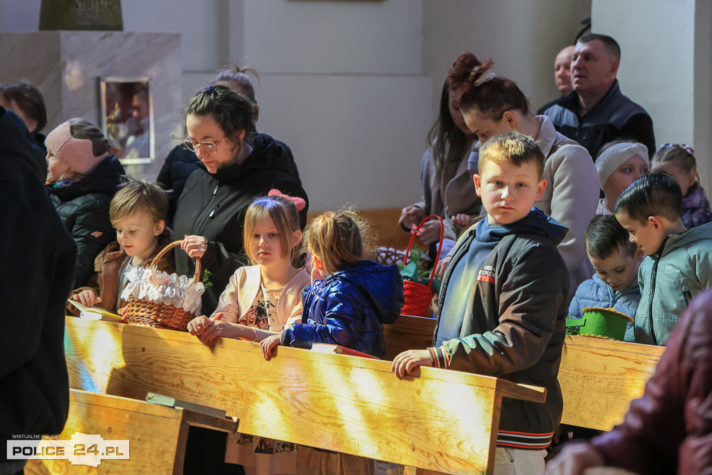 Święcenie pokarmów w Policach, Niekłończycy, Tatyni