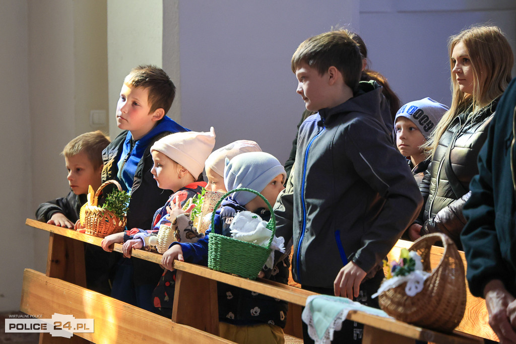 Święcenie pokarmów w Policach, Niekłończycy, Tatyni