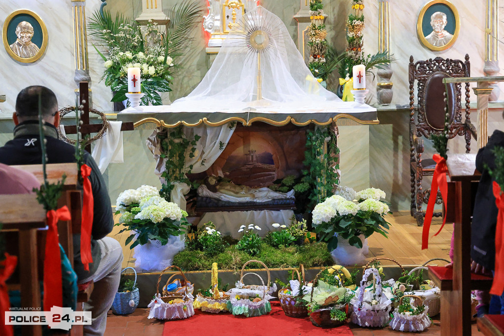 Święcenie pokarmów w Policach, Niekłończycy, Tatyni