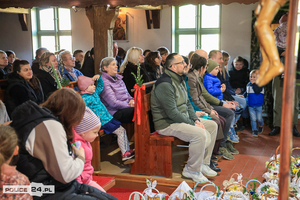 Święcenie pokarmów w Policach, Niekłończycy, Tatyni