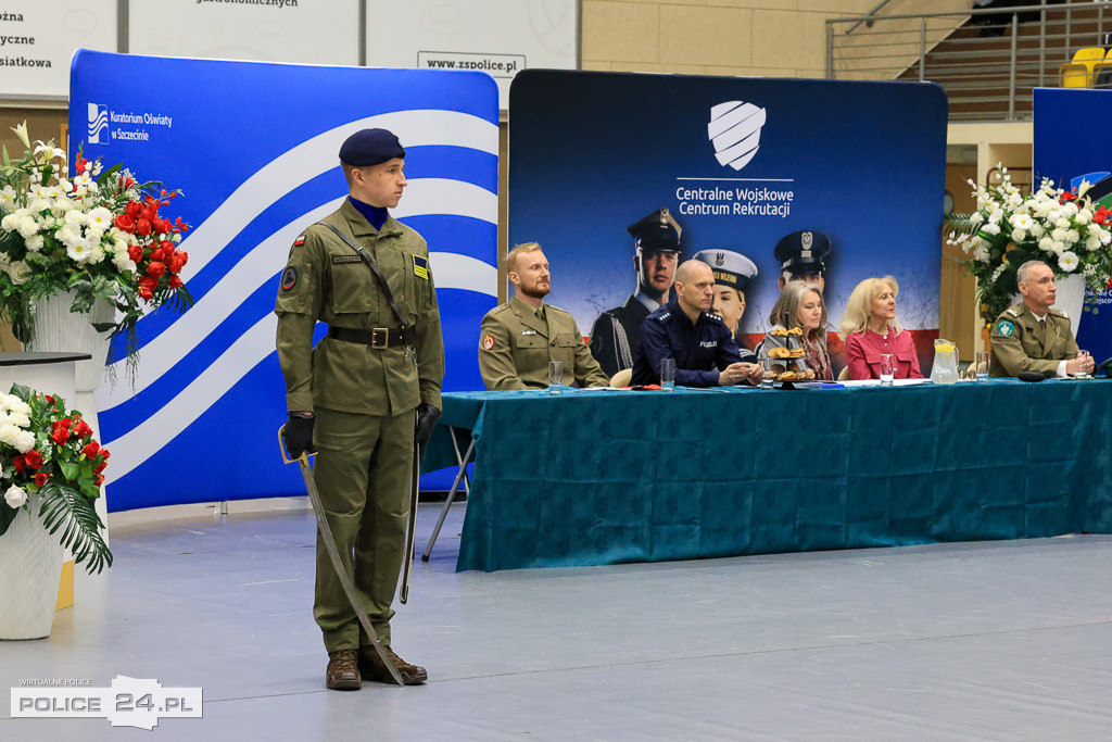 Zachodniopomorski Przegląd Musztry Klas Mundurowych w Policach