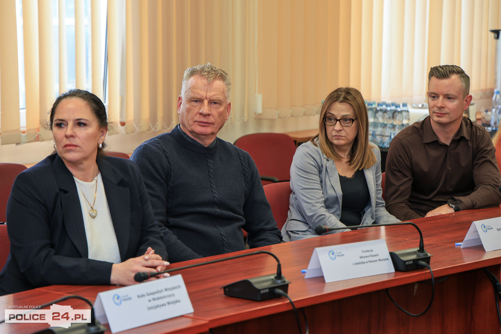 „Kompas na Powiat Policki