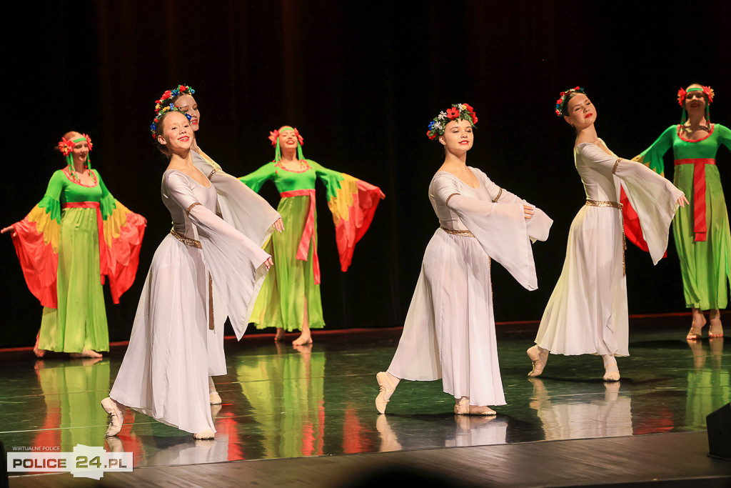 Taneczne święto w Policach