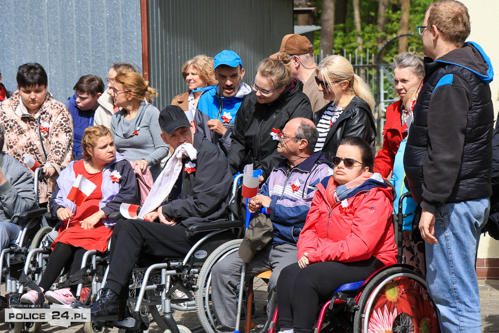Uroczyste podniesienie flagi w PSONI Police