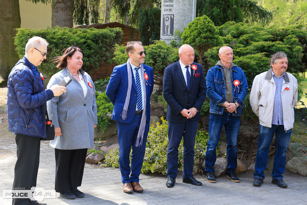 Uroczyste podniesienie flagi w PSONI Police