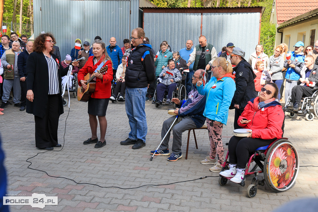 Uroczyste podniesienie flagi w PSONI Police