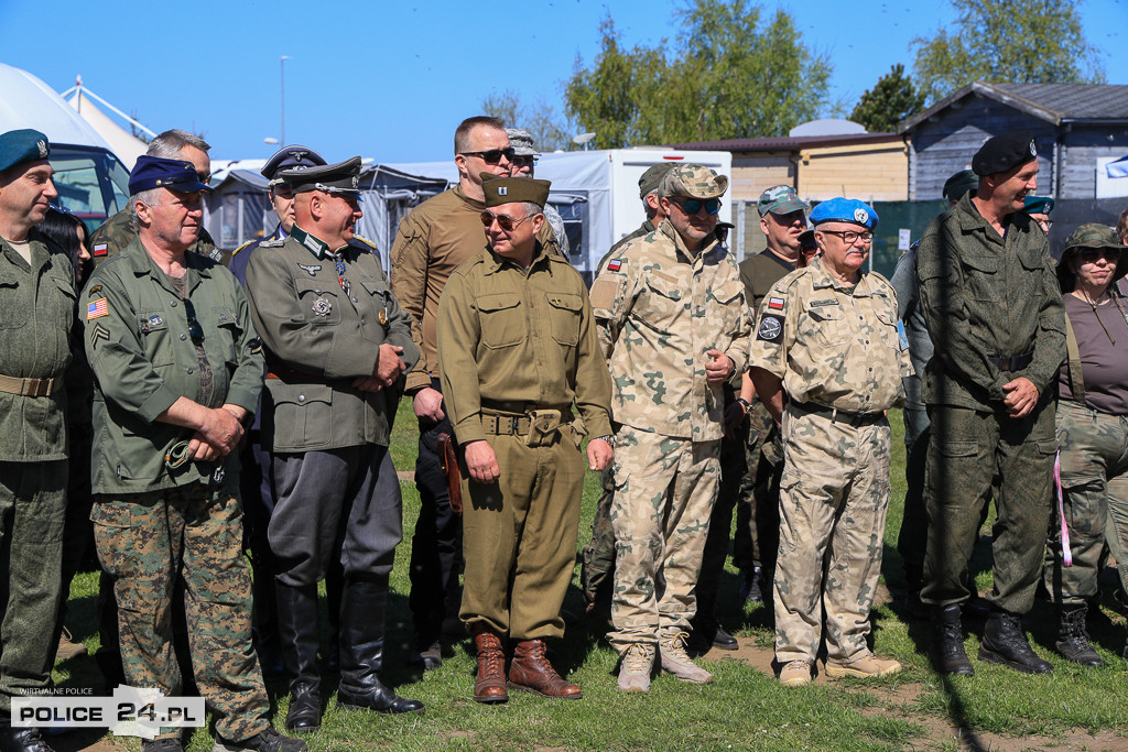 Spotkanie Pojazdów Militarnych