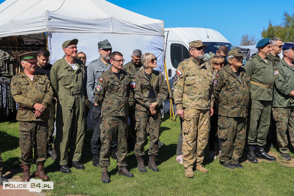 Spotkanie Pojazdów Militarnych