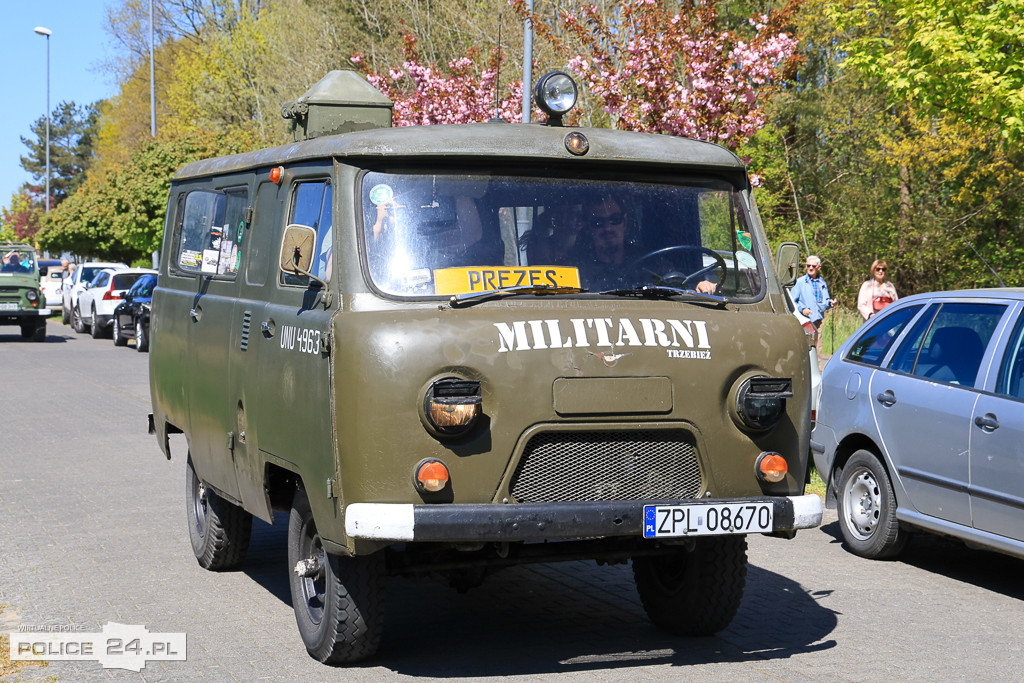 Spotkanie Pojazdów Militarnych