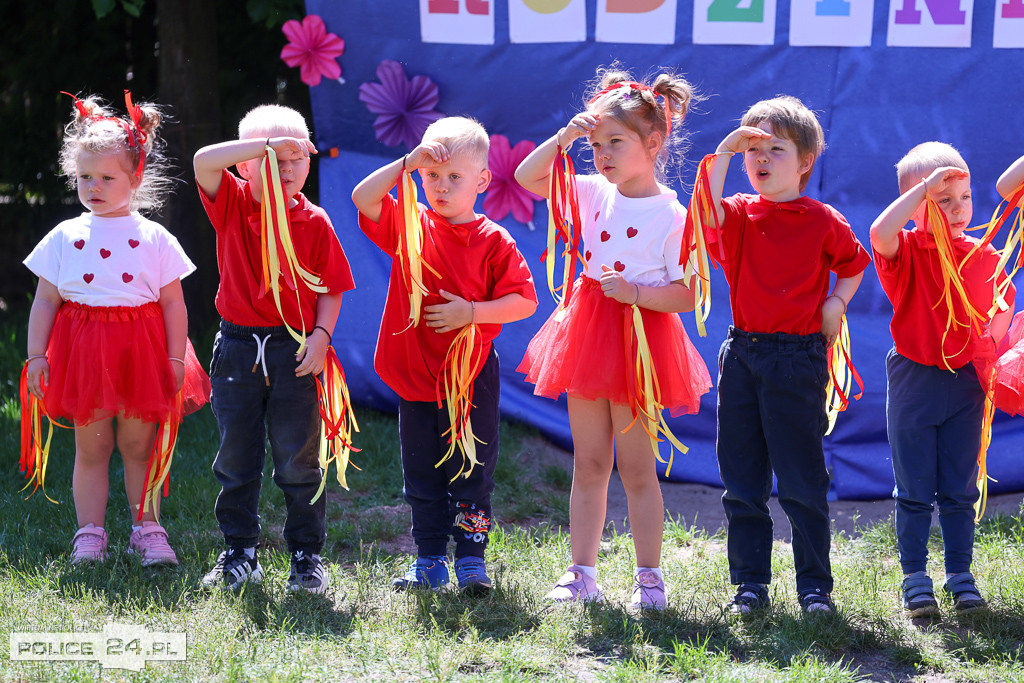 Kolorowy festyn w „Calineczce”
