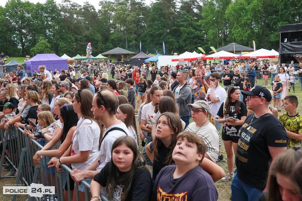 Bryska, Łydka Grubasa i Oskar Cyms zrobili show w Policach