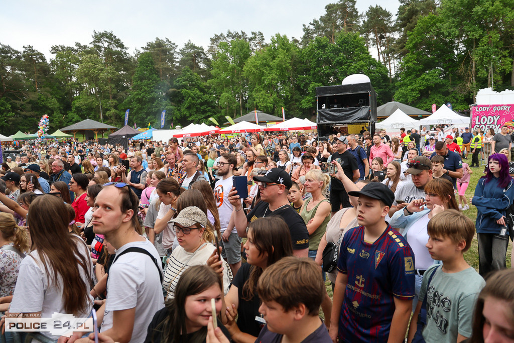 Bryska, Łydka Grubasa i Oskar Cyms zrobili show w Policach