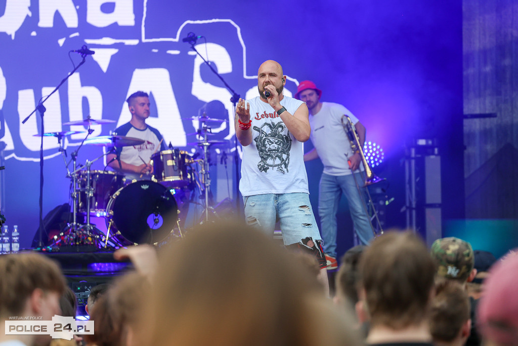 Bryska, Łydka Grubasa i Oskar Cyms zrobili show w Policach