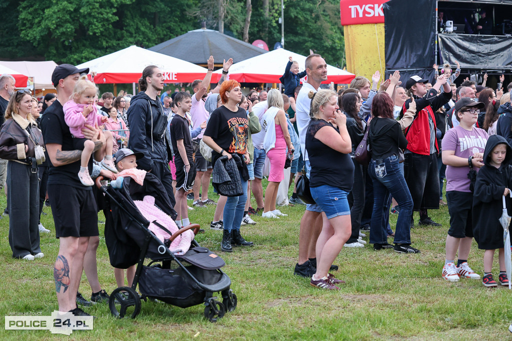 Bryska, Łydka Grubasa i Oskar Cyms zrobili show w Policach