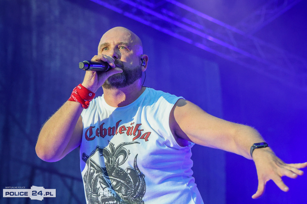 Bryska, Łydka Grubasa i Oskar Cyms zrobili show w Policach
