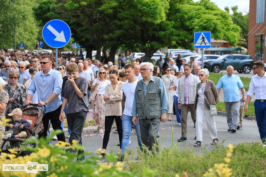 Procesja Bożego Ciała w parafii pw. św. Kazimierza w Policach
