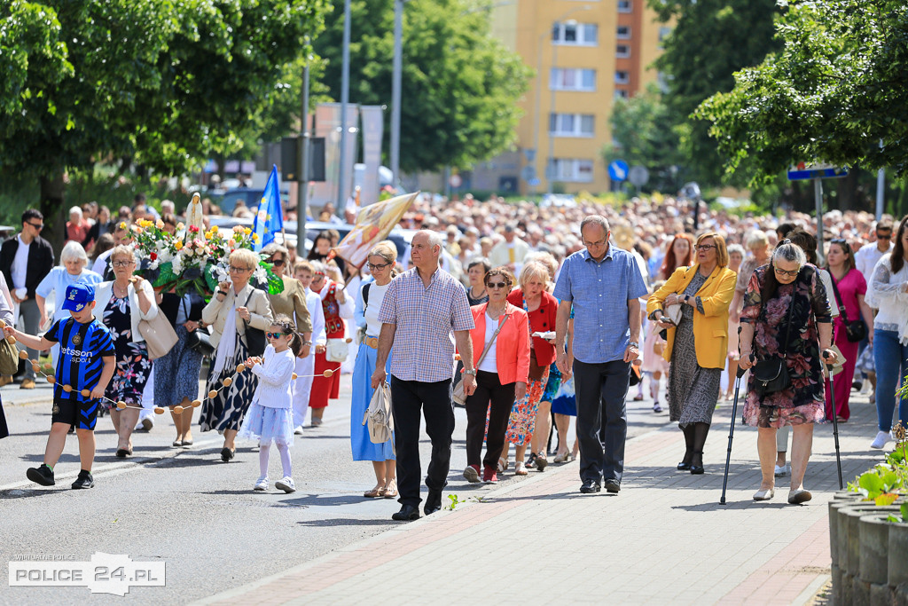 Procesja Bożego Ciała w parafii pw. św. Kazimierza w Policach