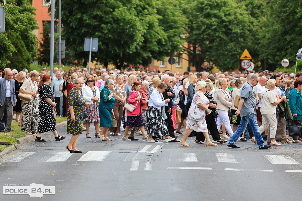 Procesja Bożego Ciała w parafii pw. św. Kazimierza w Policach