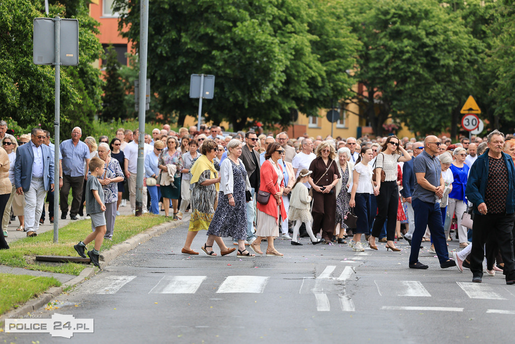 Procesja Bożego Ciała w parafii pw. św. Kazimierza w Policach