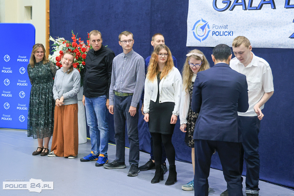 Powiatowa Gala Laureatów 2026 w Policach