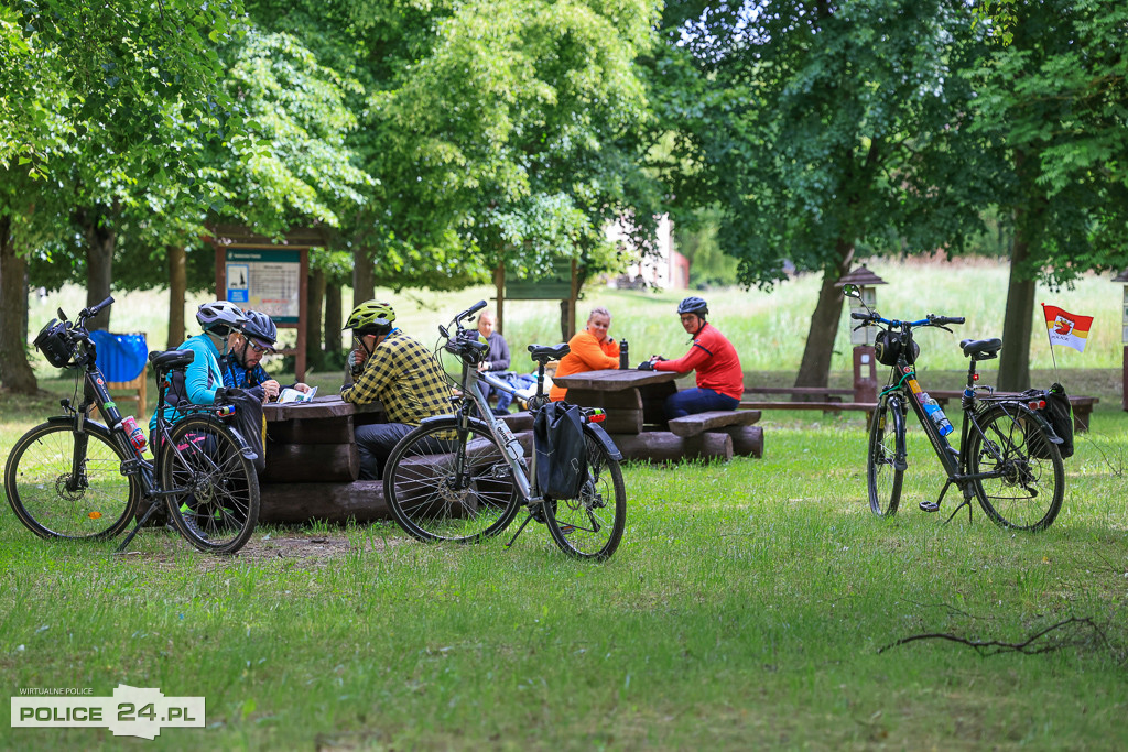 Rowerowe Questy – Rodzinny Rajd Rowerowy po gminie Police