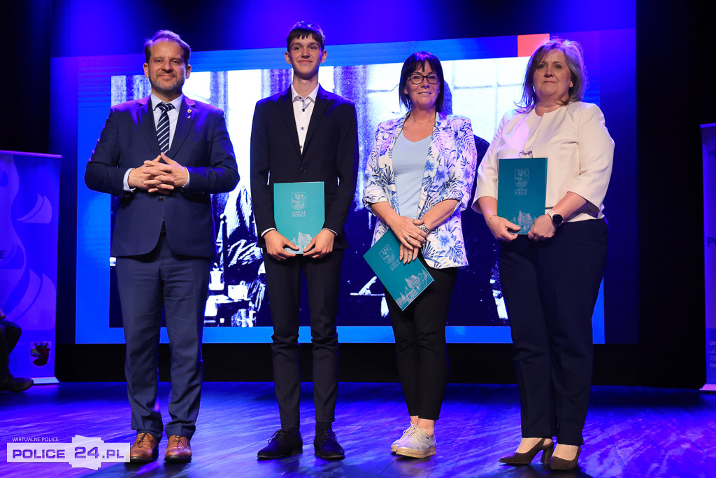 Nagrody dla laureatów konkursów przedmiotowych